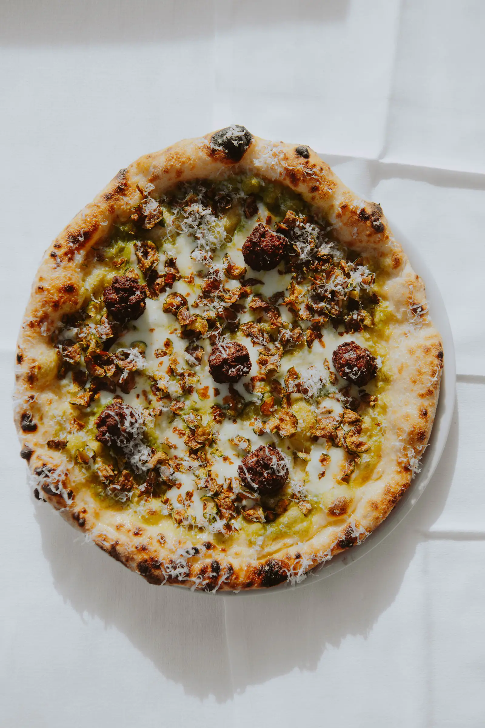 Eine Pizza des Il Fungo