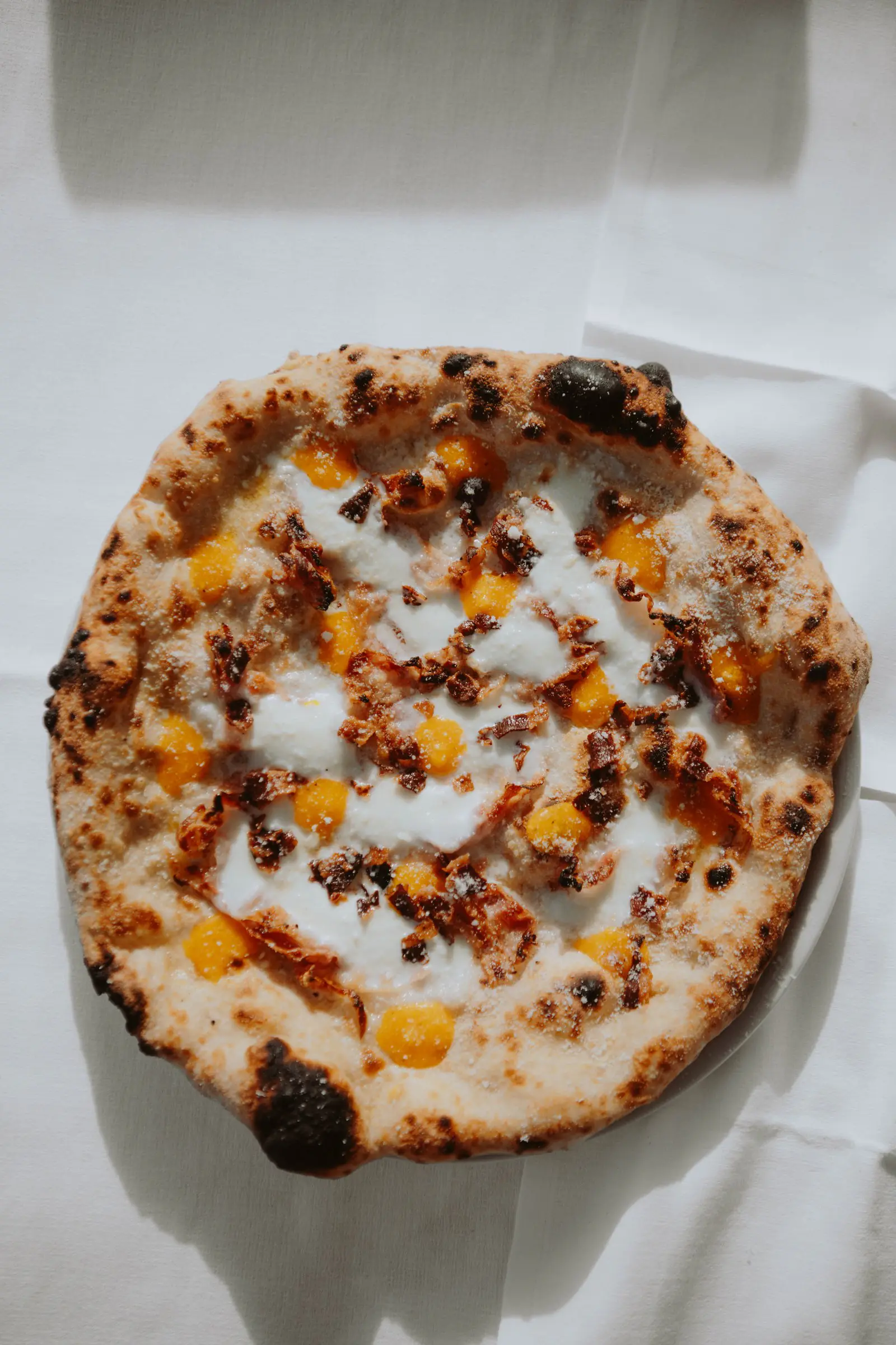 Eine Pizza des Il Fungo